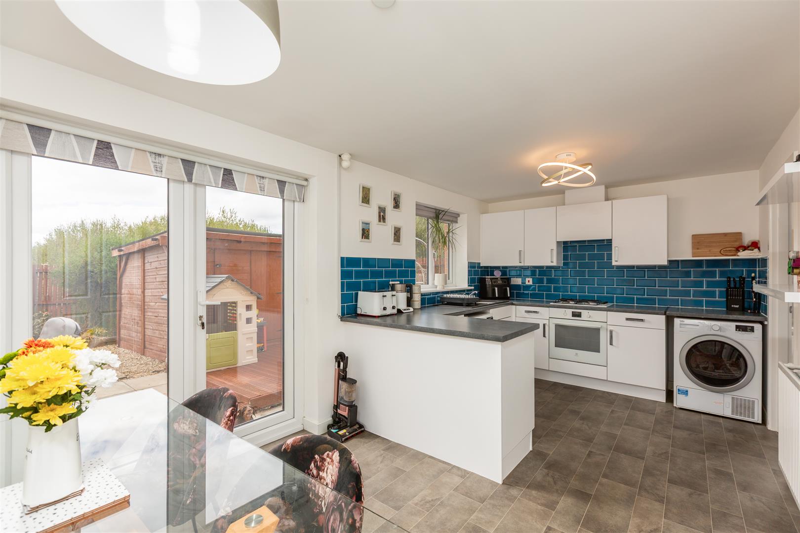 Carway, Kidwelly, SA17 4JG